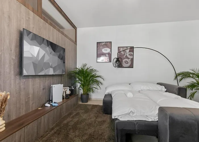 Lam Jegeho Ac - Ps5 - Parking * Bratislava