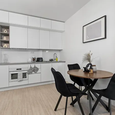 Lam Jegeho Ac - Ps5 - Parking * ブラチスラヴァ